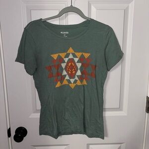 Columbia Women's Sage Green Short-Sleeve Graphic Tee